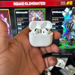 Air Pods 4.