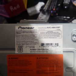 Pioneer Double Din Radio (AVIC-X8510BT)