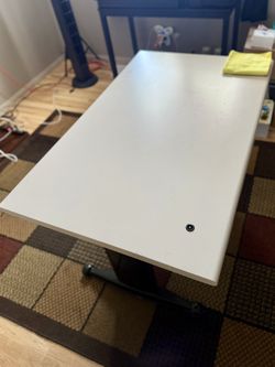 HEIGHT ADJUSTABLE OFFICE DESK 48” X 30”