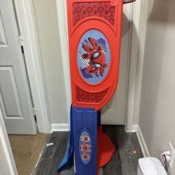 Toddler Bed + Mattress (Convertible) – Great Condition! 💲 $85 with bedding 💲 $70 without bedding