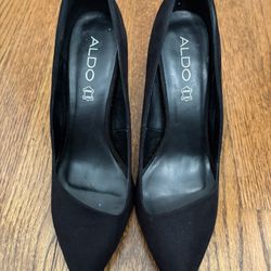 Aldo Stiletto High Heels Black Suede Size 6.5 Pointed Toe