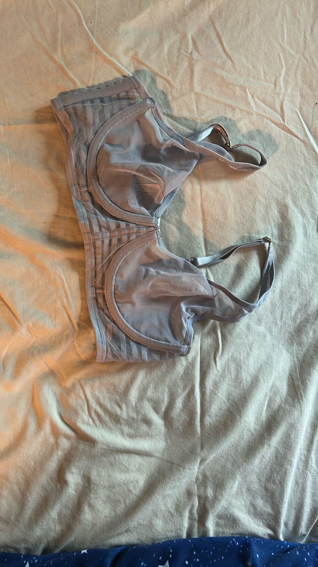 VS Bra 32D