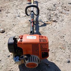 Guira STIHL FS100 RX  Y Tiene Carburador Nuevo 