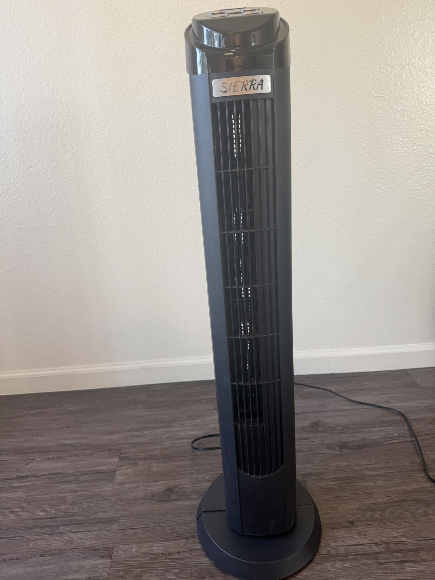 Tower Fan With Remote