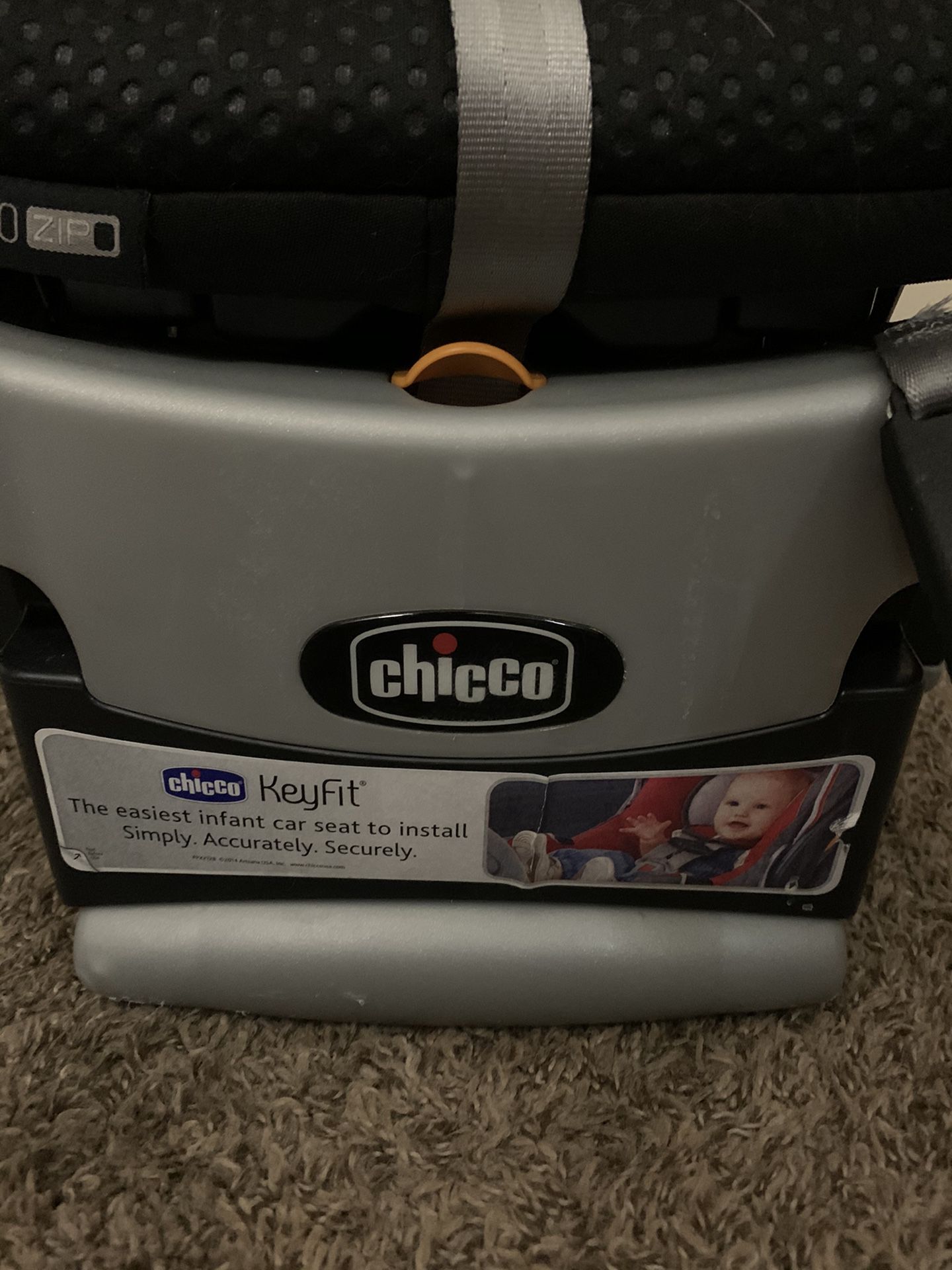 Chicco KeyFit zip infant car seat