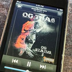 iPod Touch 3rd Generation (32gb) 