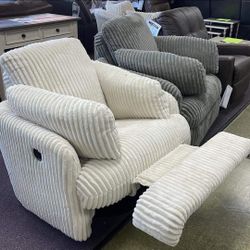 Tie-Breaker Ivory Swivel Glider Recliner