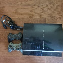 Ps3 With 65 Games And 2 Controlers 