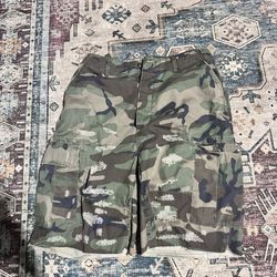 Camo Mnml shorts 