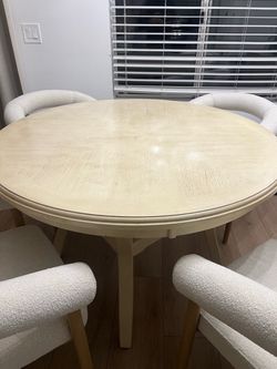 Round Dining Table
