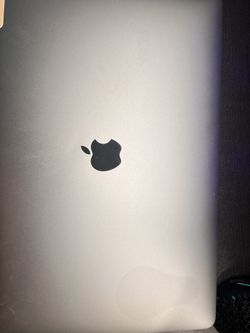 MacBook Pro 2019 - 16GB, 15 Inch, 256 GB HD