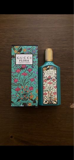 Gucci Flora perfume