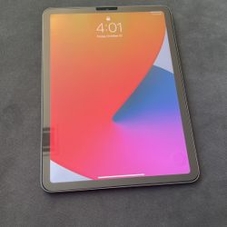 Apple iPad Air 5th Generation (10.9-inch) w/ Smart Folio Case