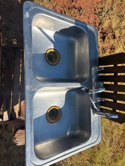 Kitchen sink