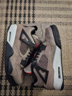 Jordan Retro 4 Taupe sz 13