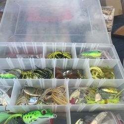 Yard Sale Giving Away Free Gifts When You Spend $3-$5