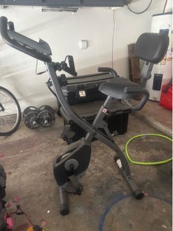 Foldable exercise bike