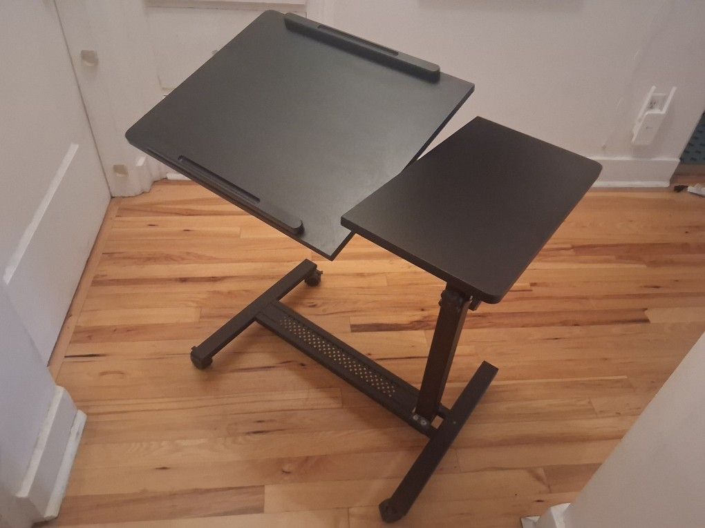 Rolling Laptop Desk