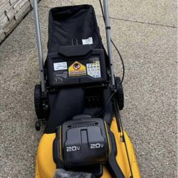 DEWALT 20V MAX 21 in. Brushless Cordless Battery Powered Self Propelled Lawn Mower Kit with (2) 10 A
