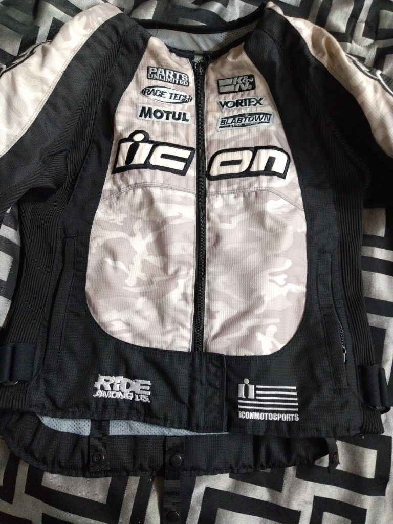 Icon Moto Jacket XS