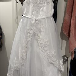 Girls white bautizo dress Or First Communion 