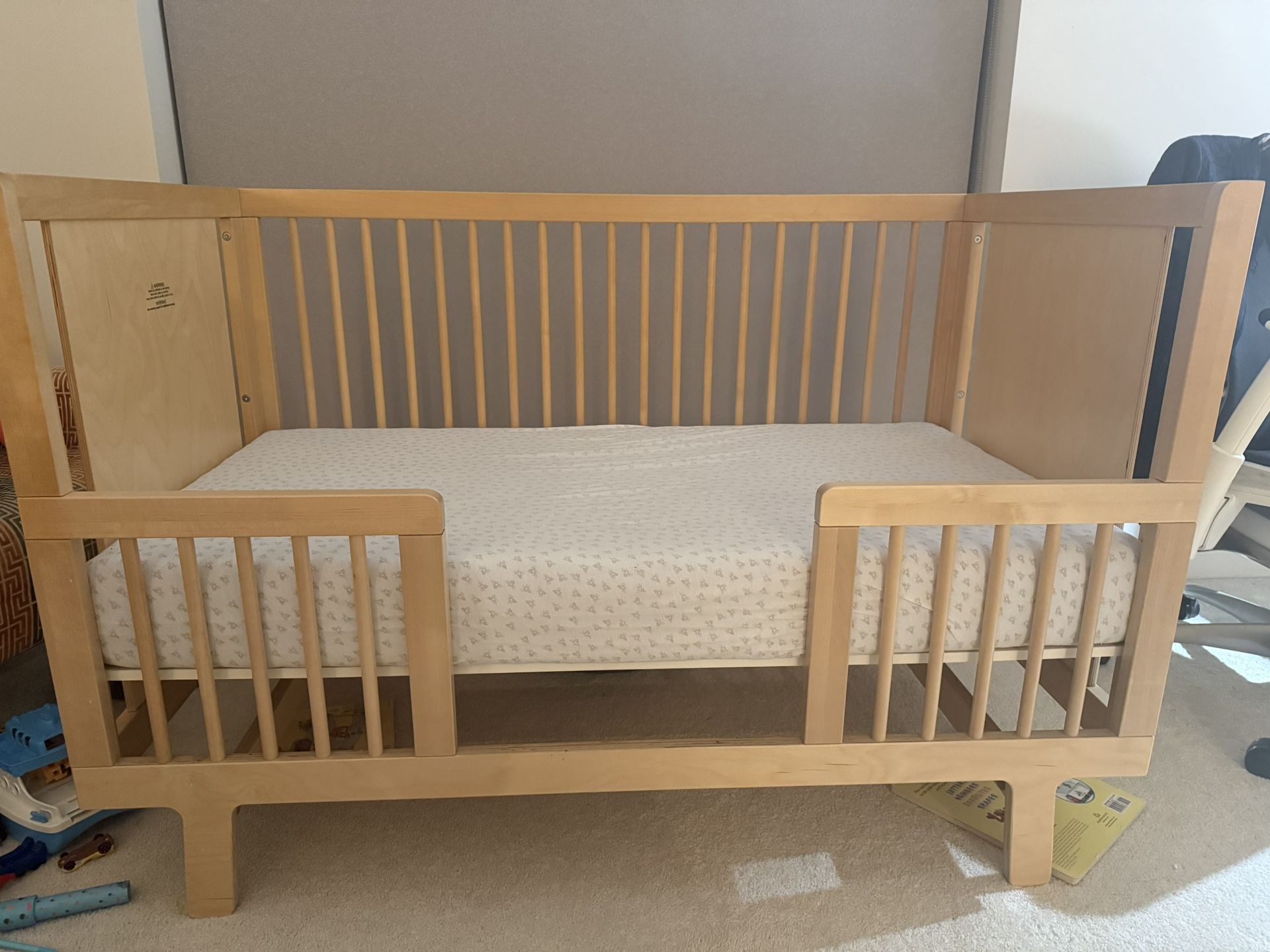 Oeuf Crib+crib Converter + Mattress