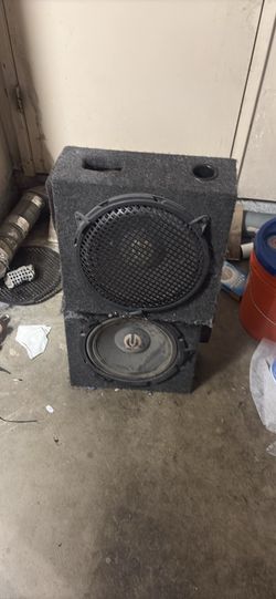 Two 12 inch ported subs pioneer (blown