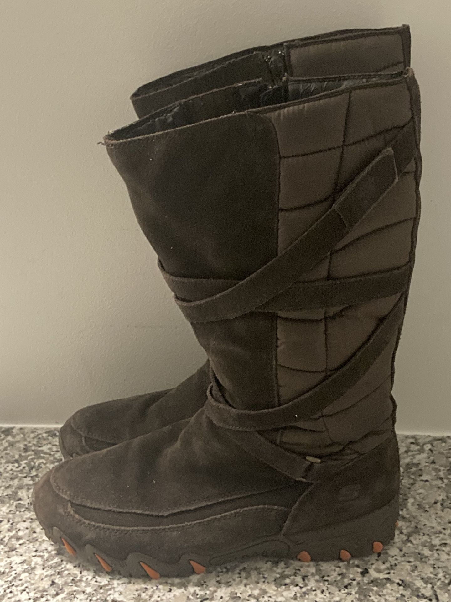 SKETCHERS TALL BOOTS (WOMEN’S US 10/CHOCOLATE BROWN) 👢👢