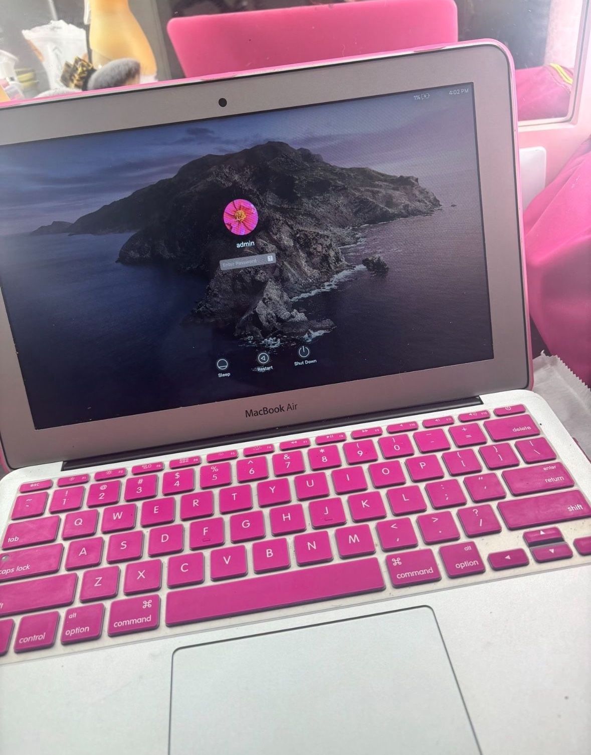 Macbook