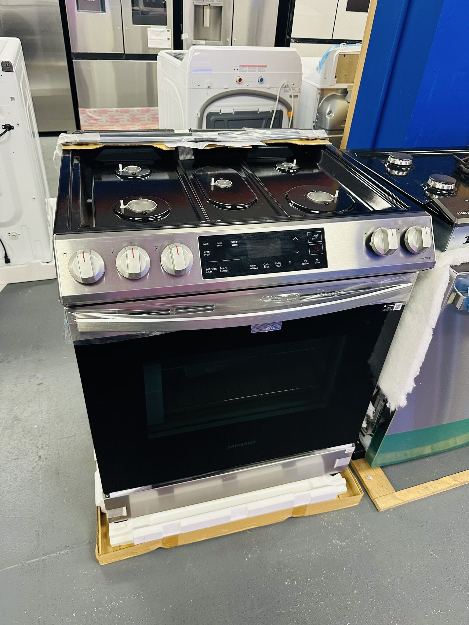 Samsung 30” Slide in Gas Range 
