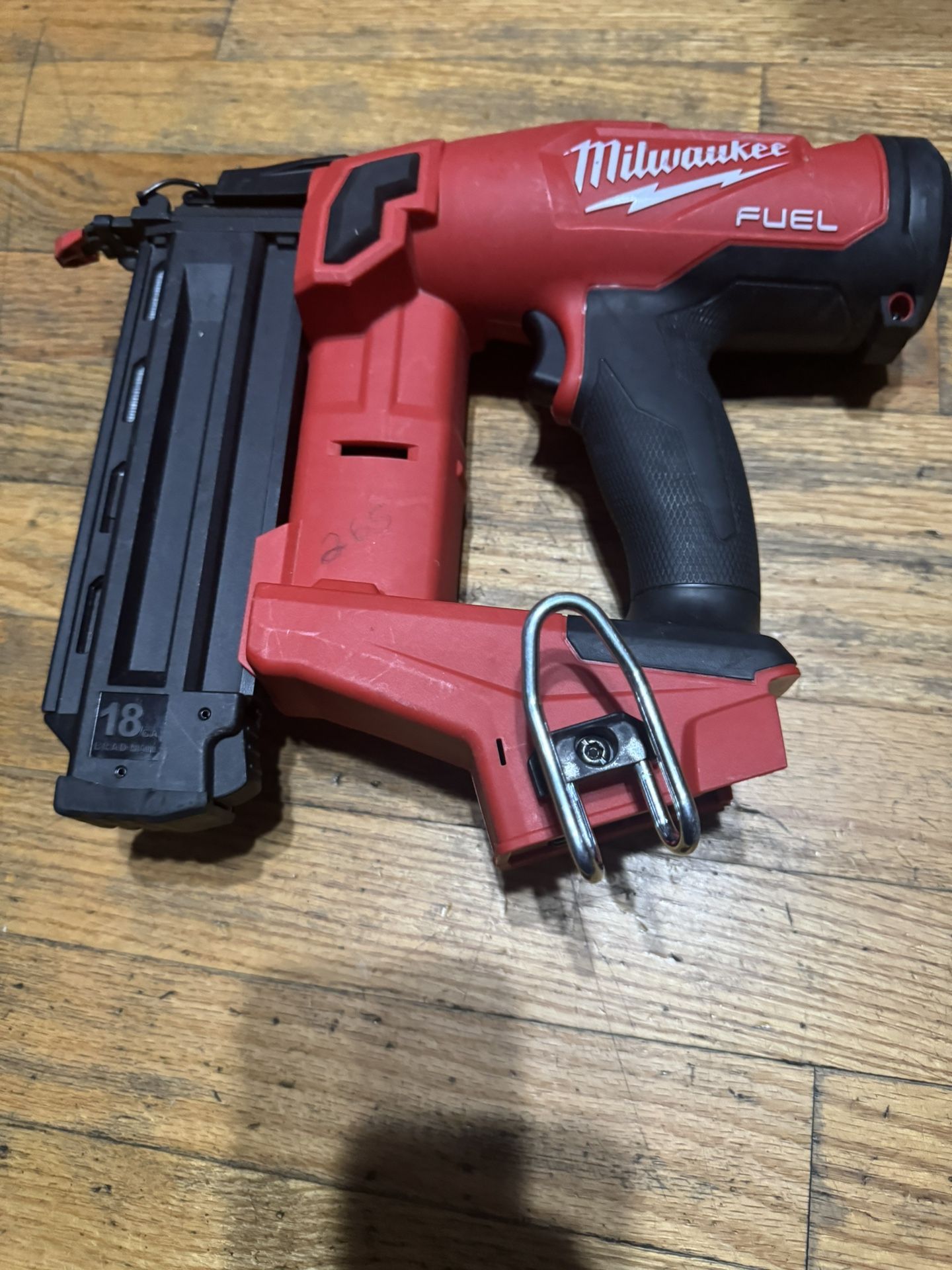 Milwaukee Nail Gun 