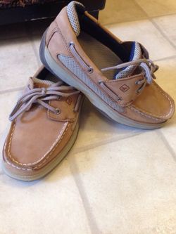 Sperrys size 3.5 youth