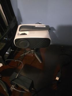 Projector With Screen ( Screen Is A Little Worn, But Can Be Hung & Work Nicely.)