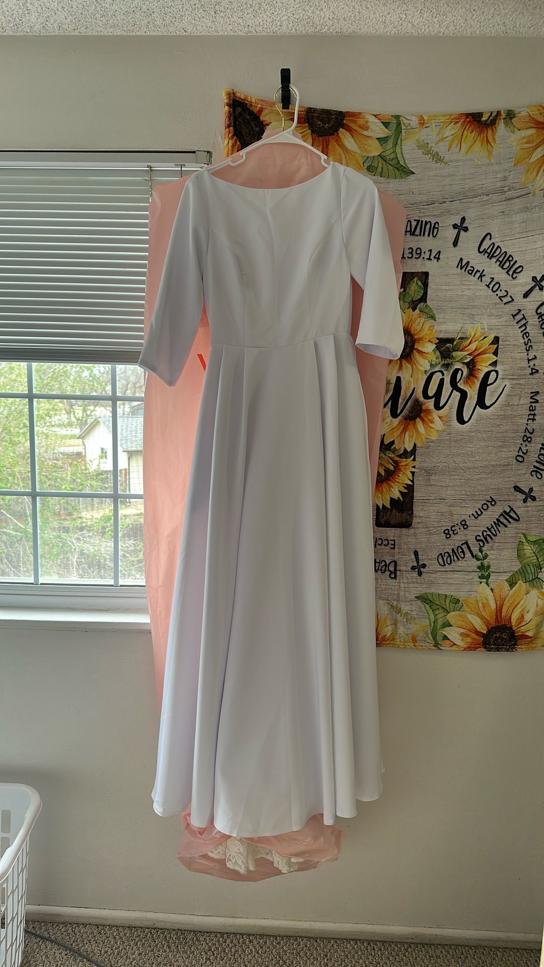 Size 4 White Dress 