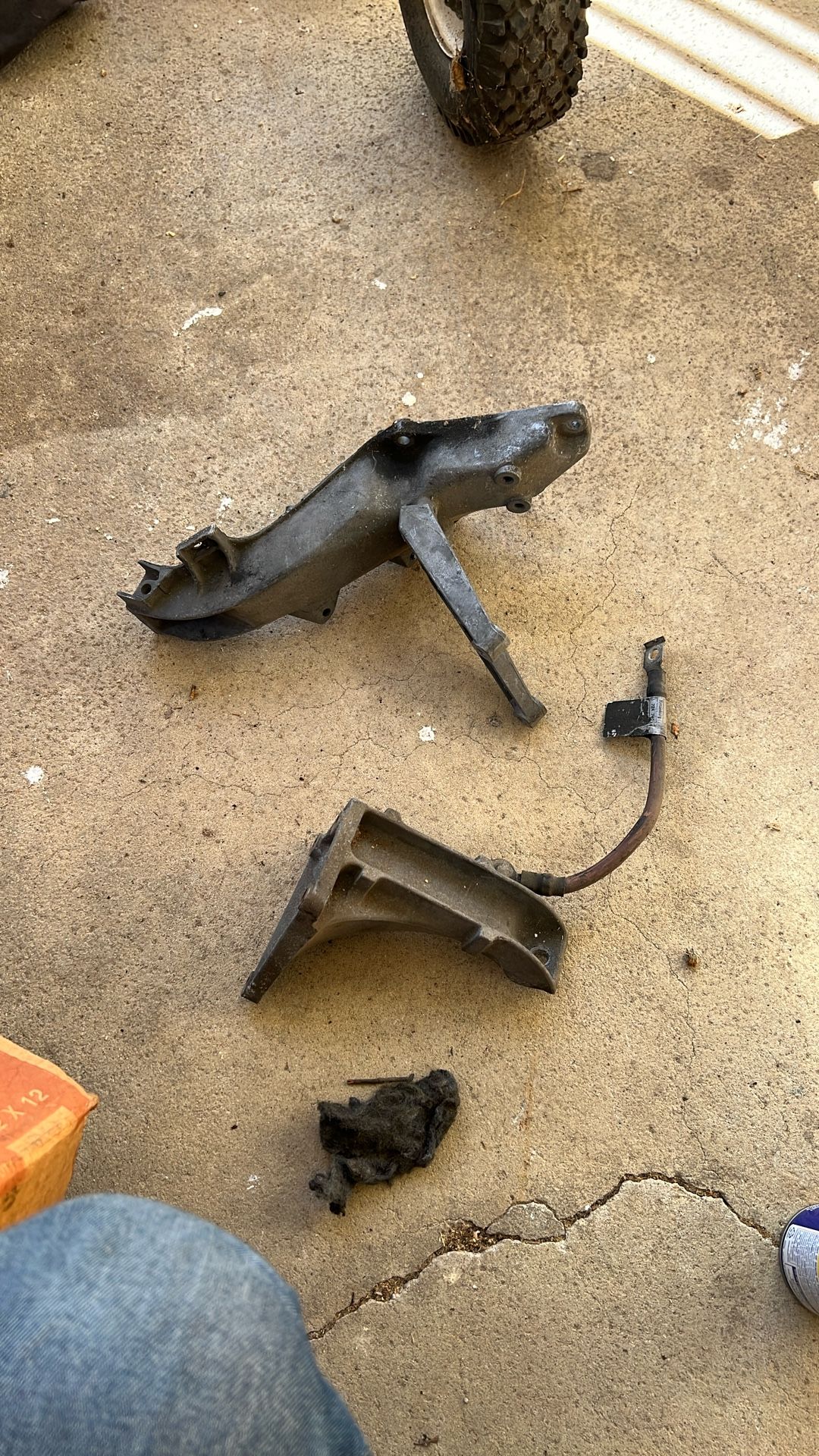 BMW E36 318 Engine Motor Brackets