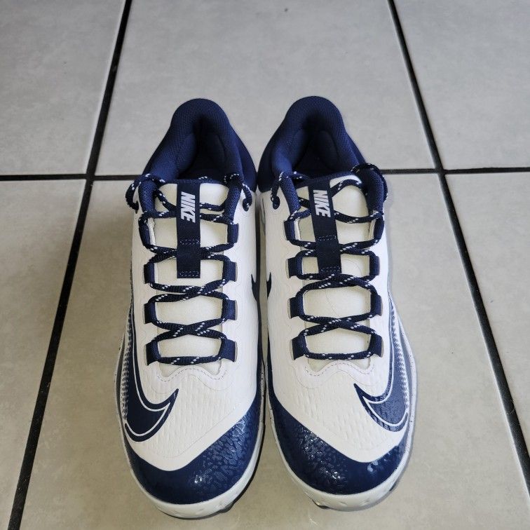 Nike Men’s 8 Alpha Huarache Elite 4 Low MCS Baseball Cleat White/Navy FD6255-107