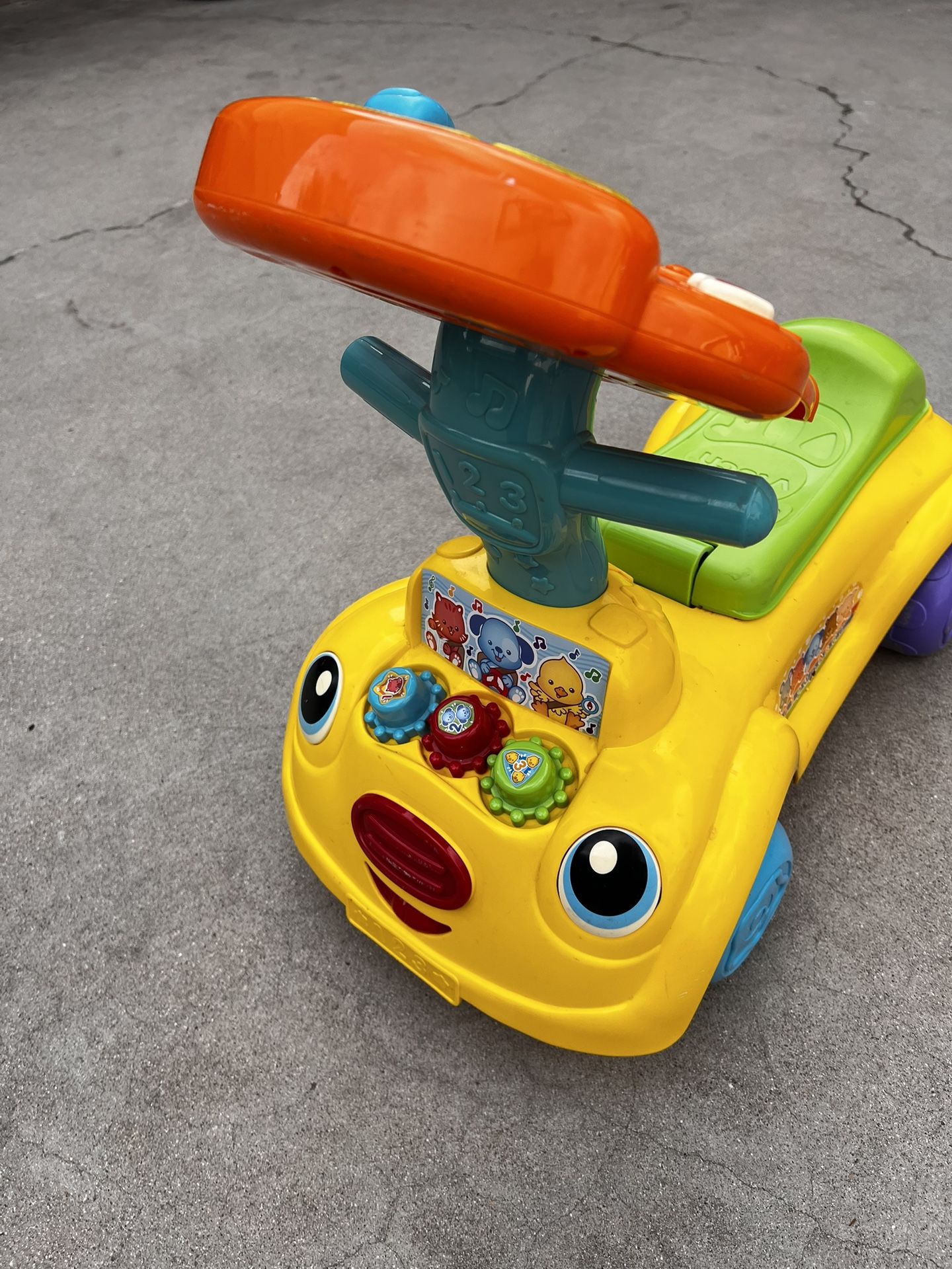 Vtech Sit-to-Stand Smart Cruiser toddler car Toy