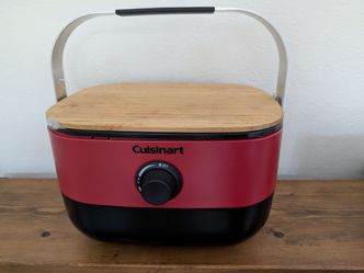 Brand New Cuisinart Venture Gas Grill