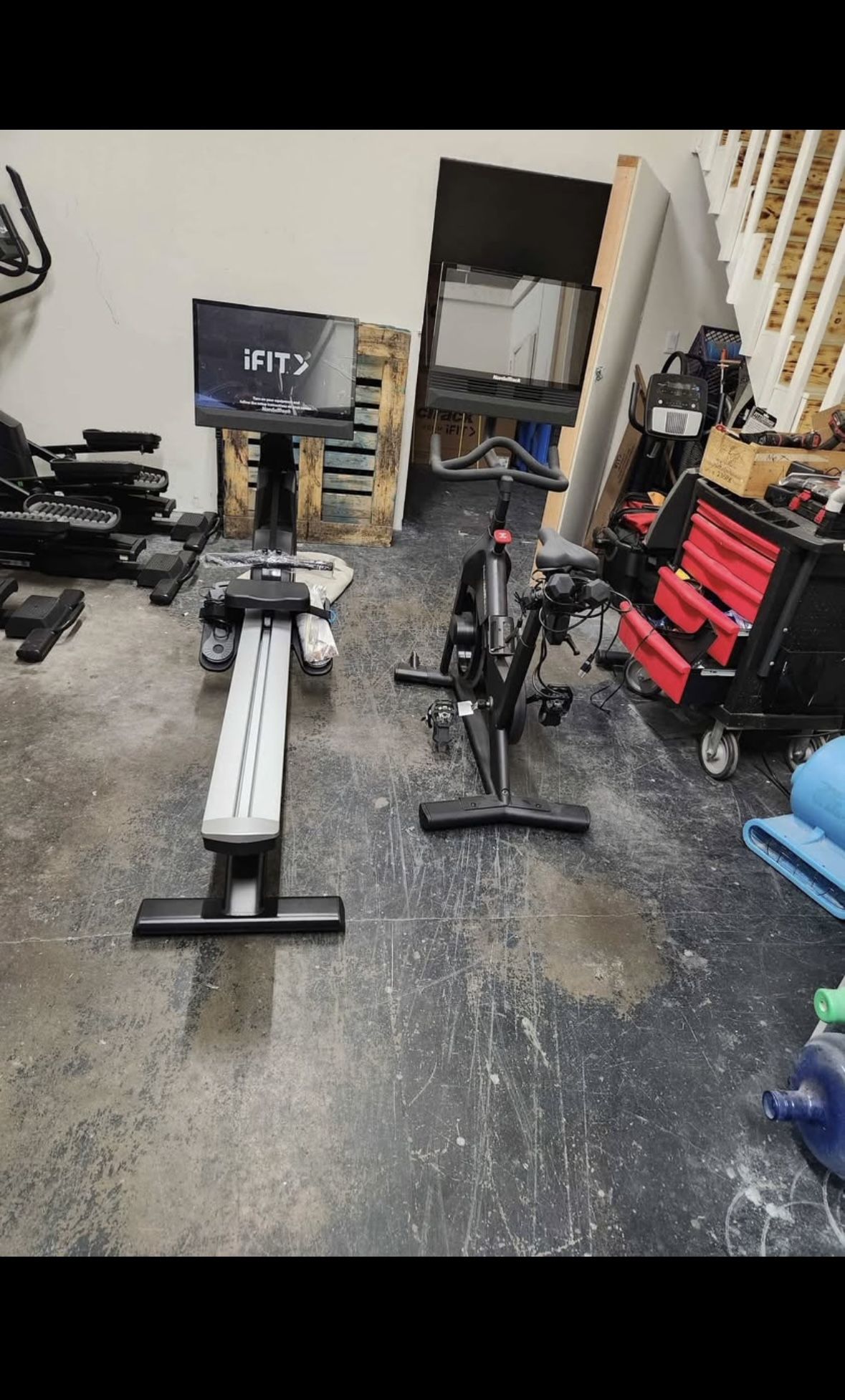FULLERTON Combo deal Nordictrack RW900 Rower + Studio 24 Bike 1400$ for both