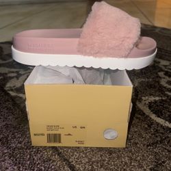 Michael Kors Trixie Slides