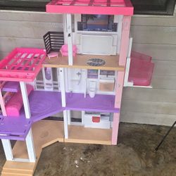 Barbie Dream House