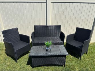 Outdoor patio set