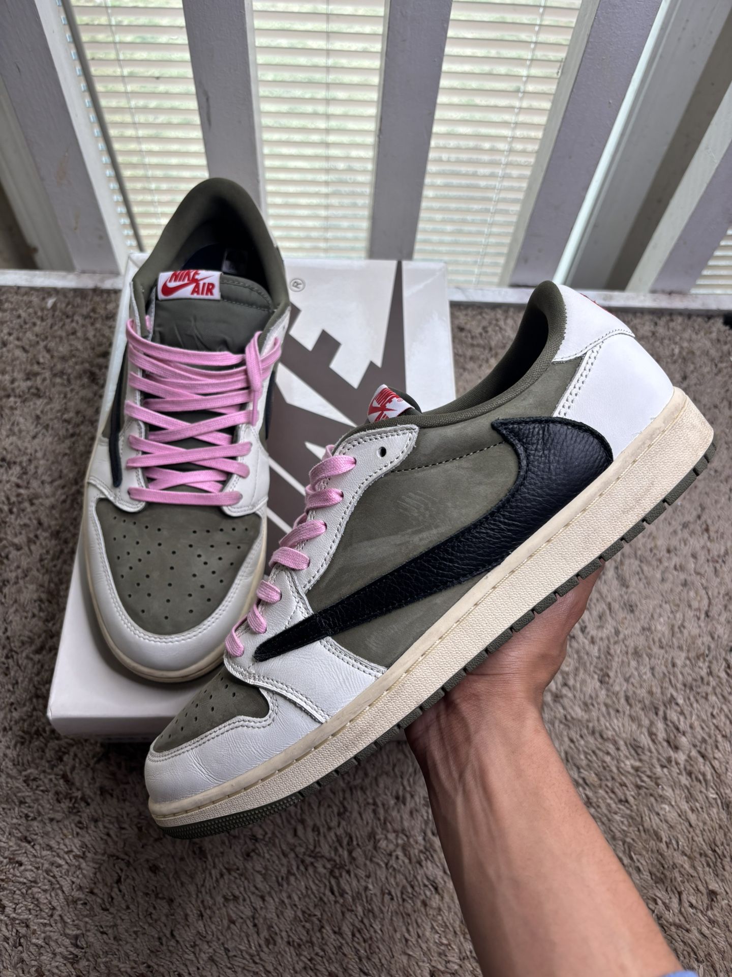 Travis Scott x Air Jordan 1 Retro Low OG SP Medium Olive