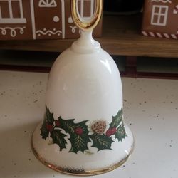 Rosina China Co. "Yuetide" Fine Bone China Christmas Bell 🎄