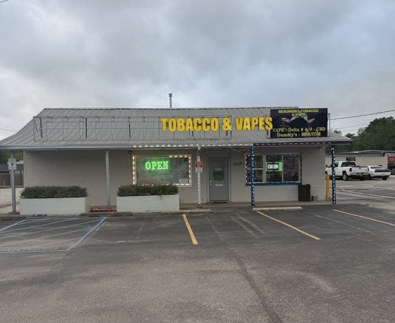 Smoke Shop Business For Sale In Beaumont, TX