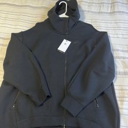 Nike Tech Oversized Fit Jacket