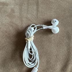 Getting Rid of Old Earbuds And Attachments