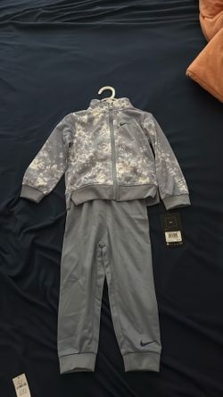 Nike Track Suite 24 M