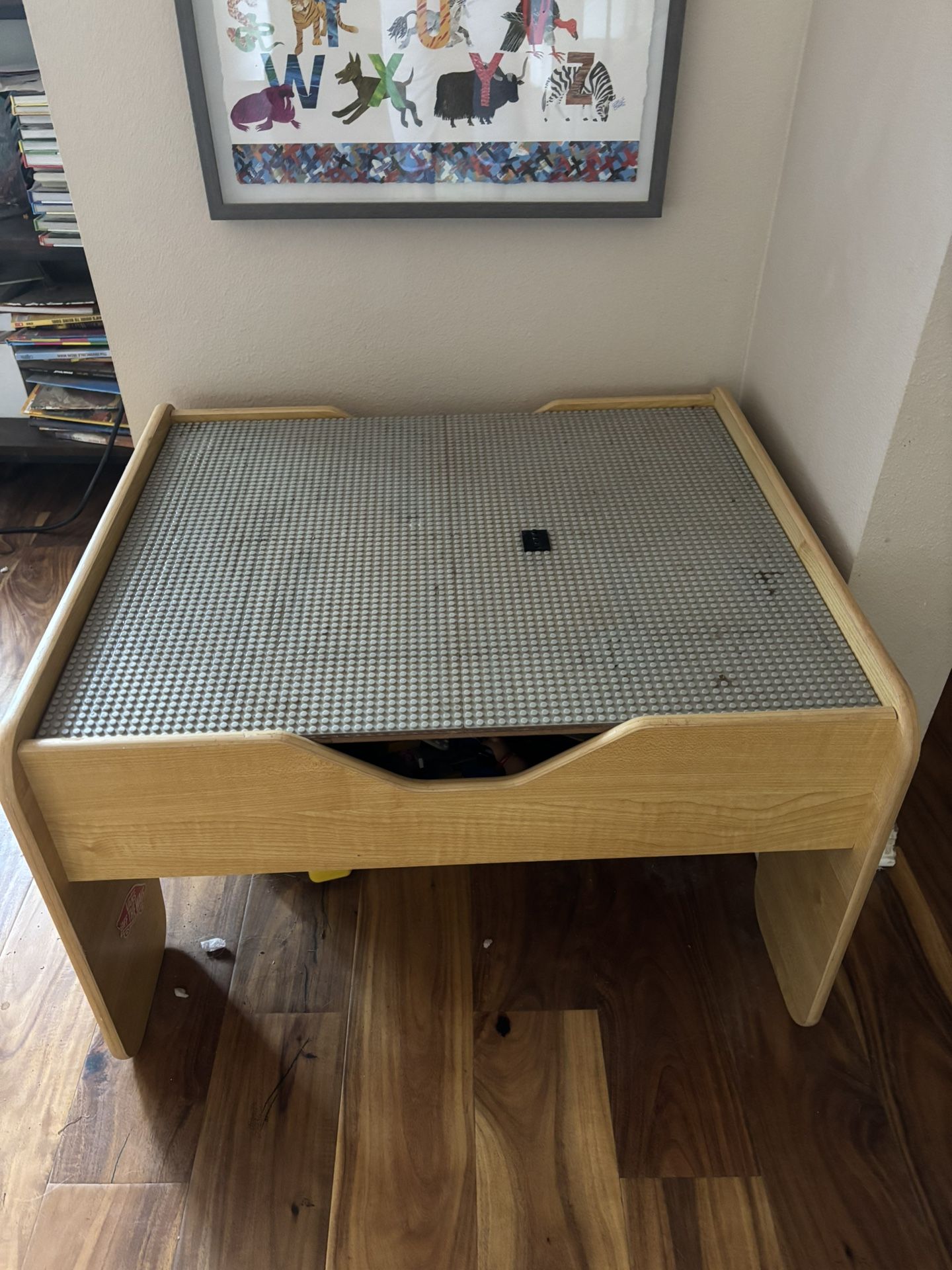 Lego Table
