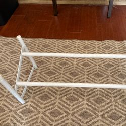 Simple Extendable Shoe Rack